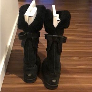 Genevieve UGG boots (leather bow)